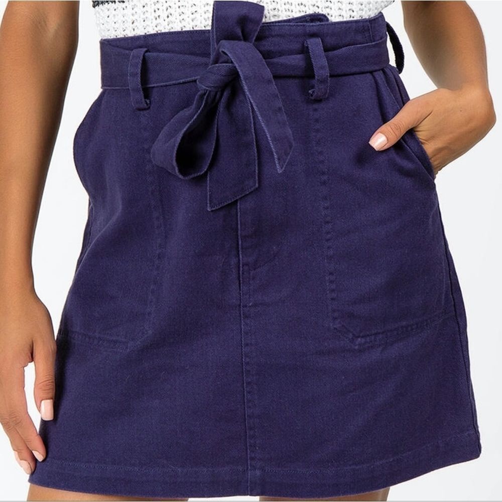 MI AMI Periwinkle Blue Twill NWOT Paperbag Skirt Front Tie‎ Waist Size S